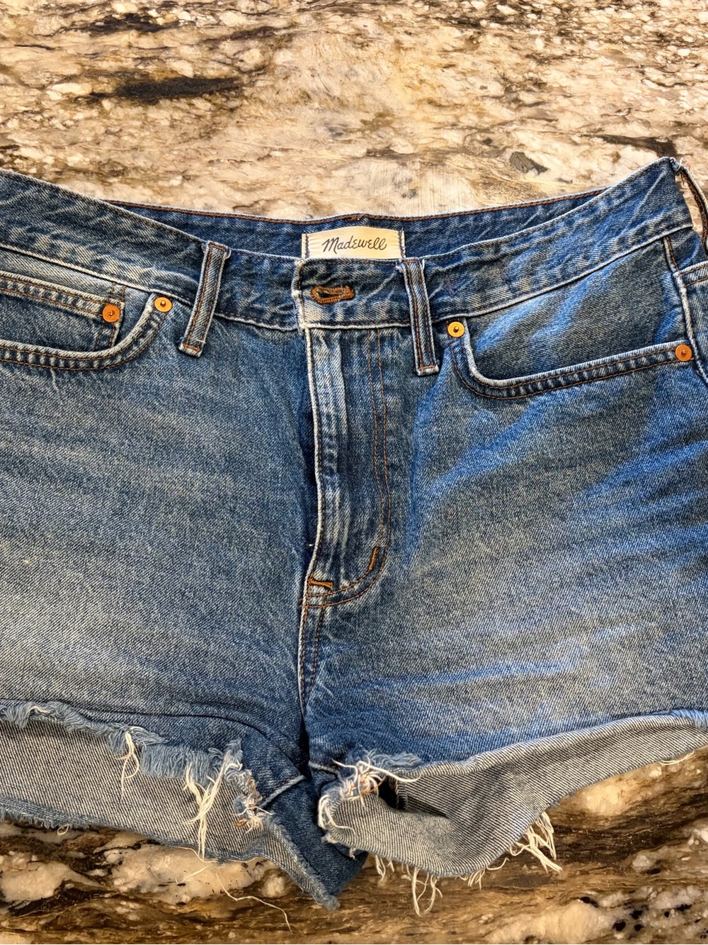 Madewell Relaxed Denim Shorts in Medium Blue